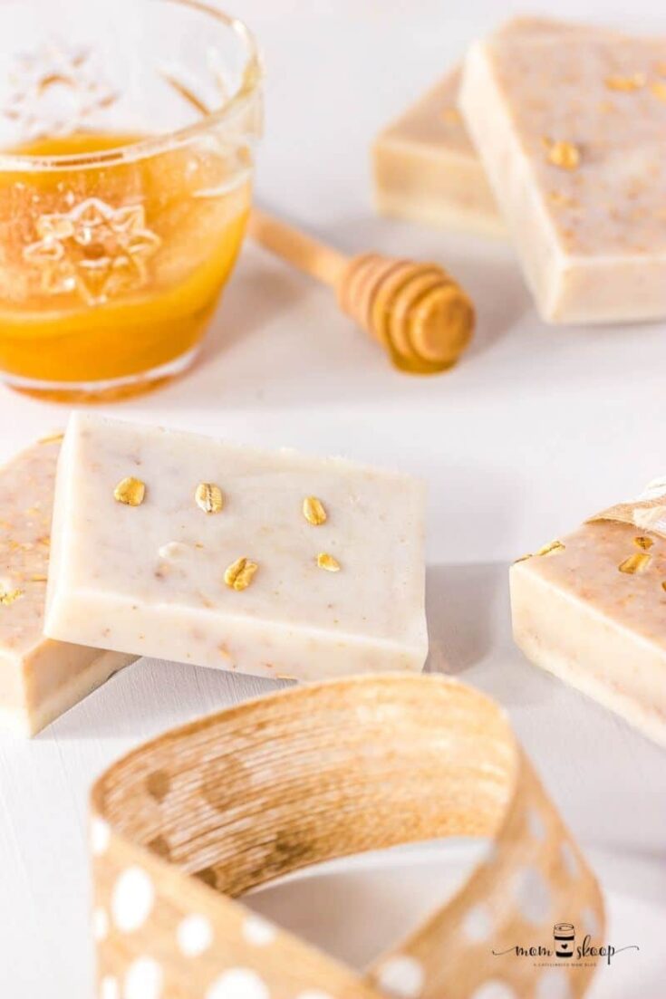 Gentle Oatmeal Soap Project | BrambleBerry