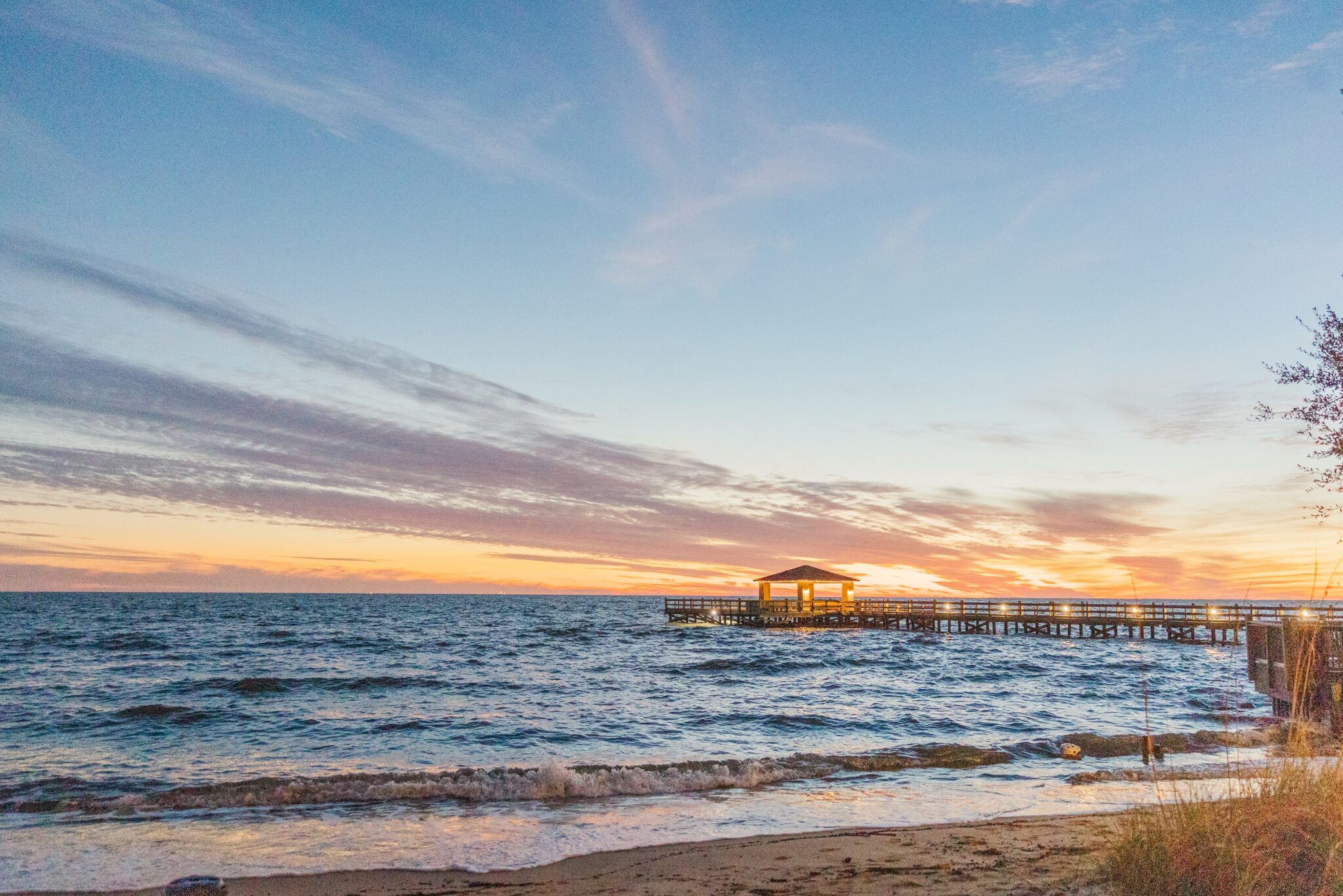 10 Family Beach Destinations Where the Water Is Calm and Kid-Safe ...