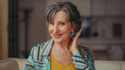 10 Haircut Mistakes Women Over 50 Should Never Make