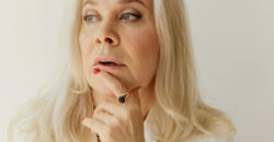 11 Fashion Myths Mature Women Don't Believe In Anymore