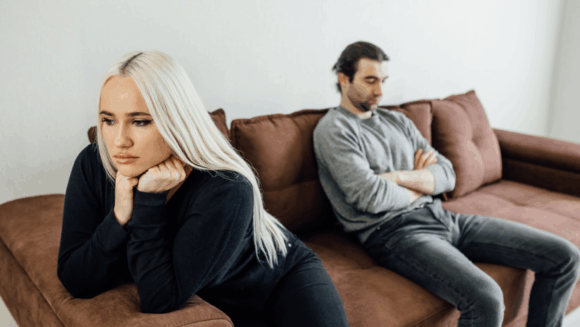 12 Bad Habits Married Couples Don’t Realize Can End Their Marriage