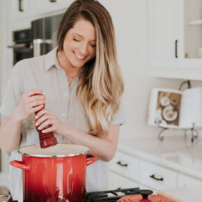 12 Cozy Fall Dinners That Make Family Nights Easier