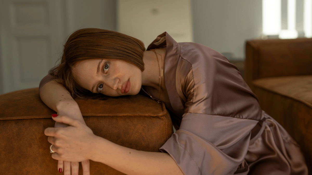 14 Ways Men Unintentionally Make Women Feel Unloved