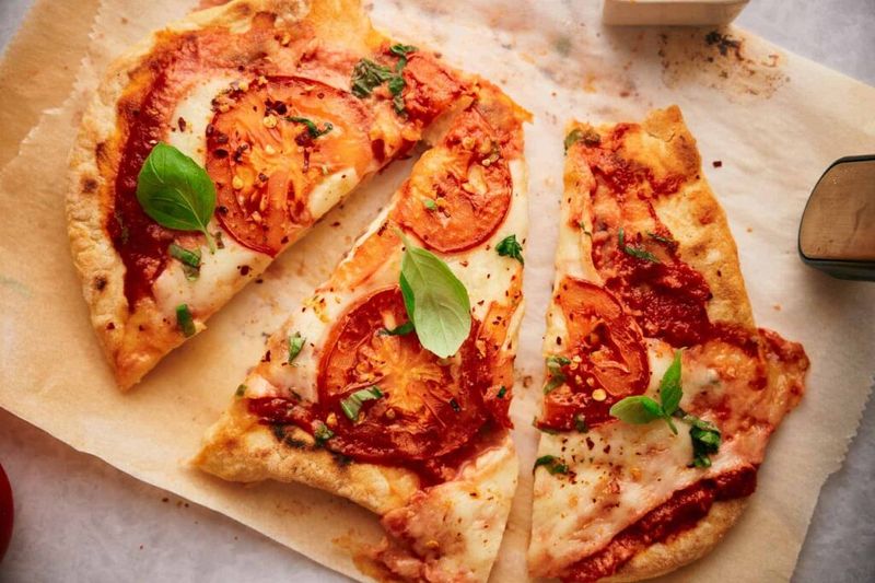 Air Fryer Flatbread Pizza