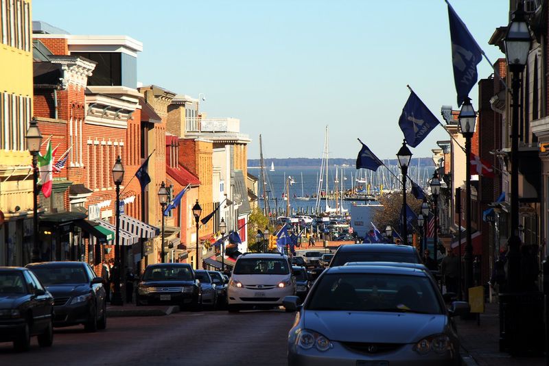 Annapolis Serves Chesapeake Classics