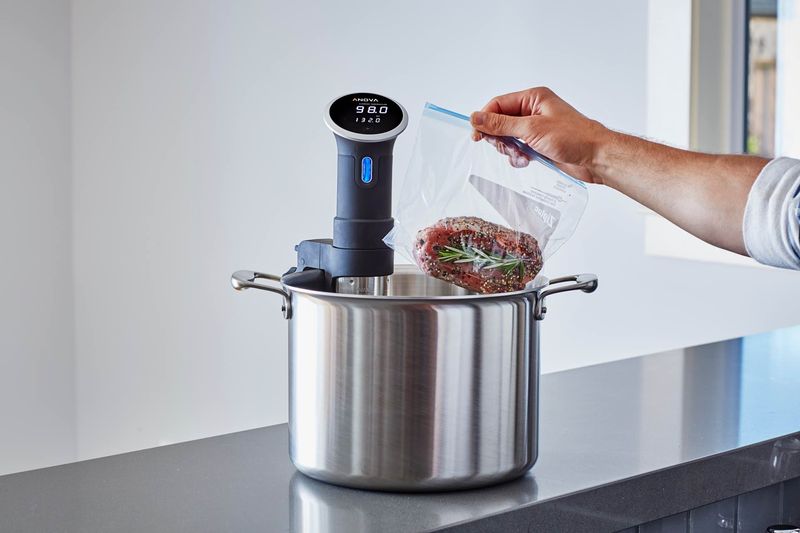 Anova Culinary Sous Vide Precision Cooker Bluetooth