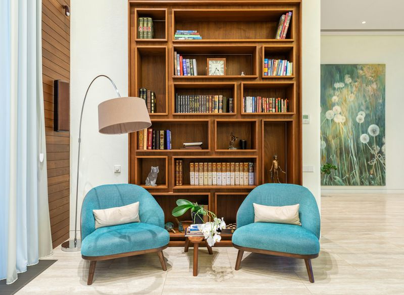 Armchair & Floor Lamp Combo