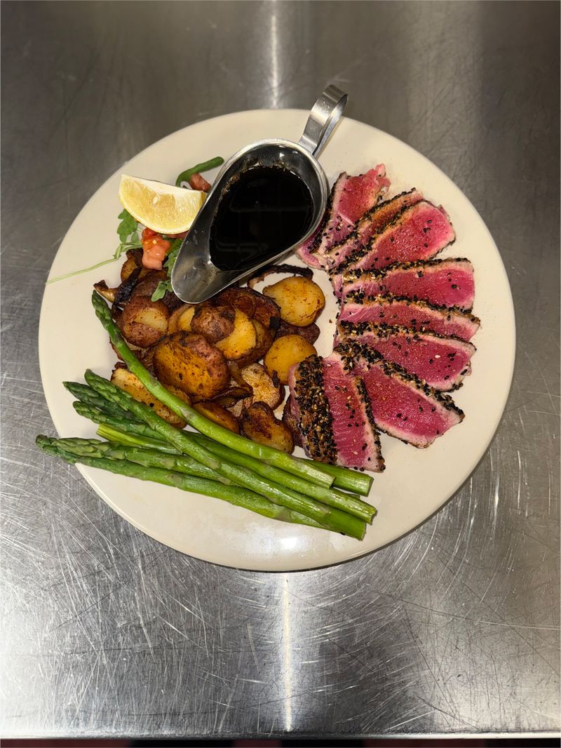 Arthur's Tavern: Steak House Where Celebrities Hide in Plain Sight