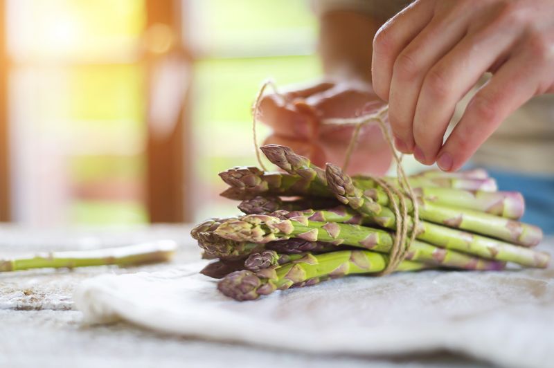 Asparagus Spears: Natural Diuretic Vegetables