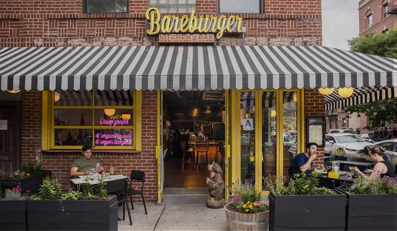 Bareburger: Organic Onion Rings That Steal the Show
