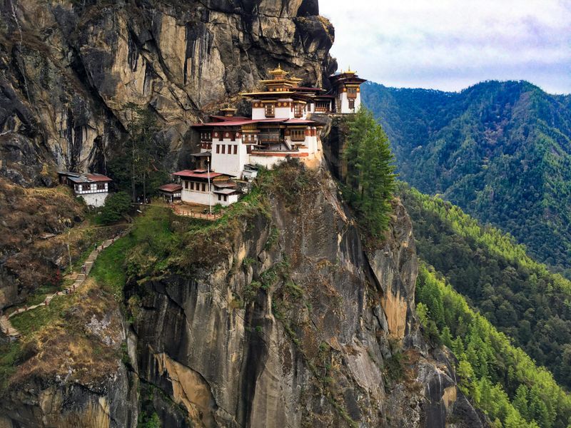 Bhutan's Himalayan Sanctuary