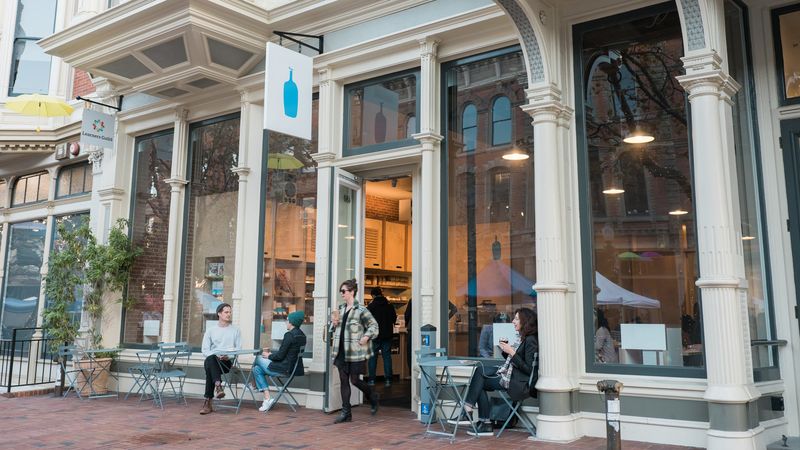 Blue Bottle Coffee (Oakland, California, USA)