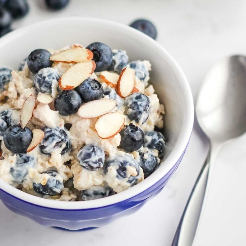 Blueberry Almond Overnight Oats