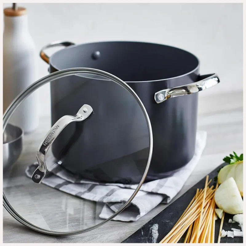 Calphalon Classic Nonstick Stockpot (8-Qt)