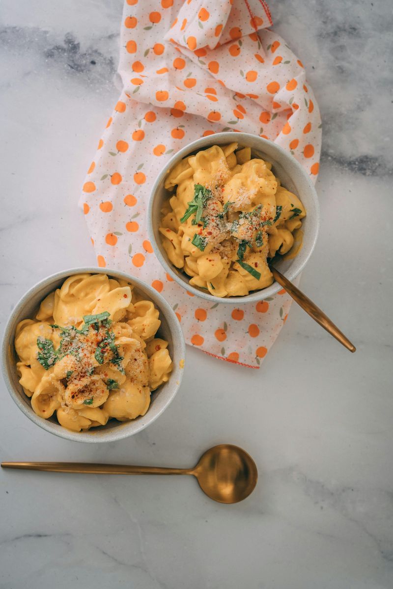Cheesy Cauliflower Mac and Cheese