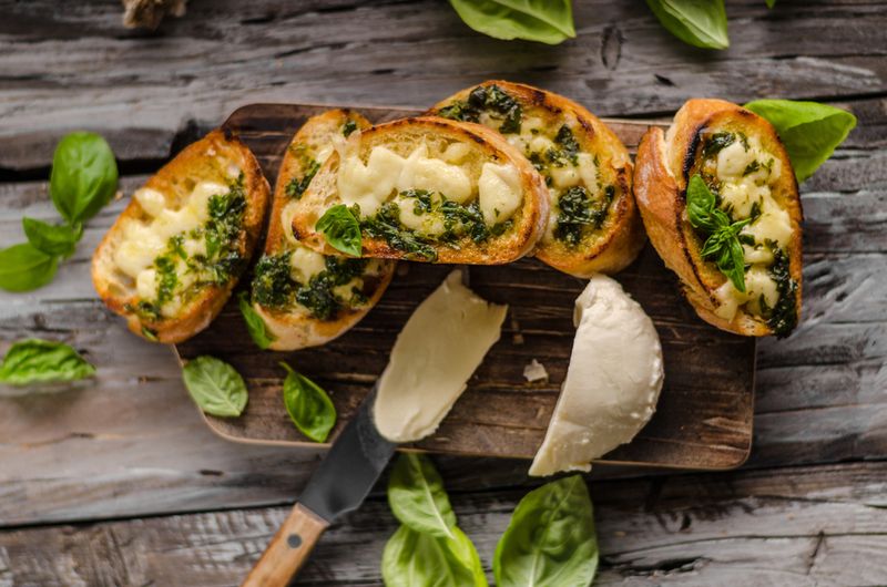 Cheesy Garlic Bread