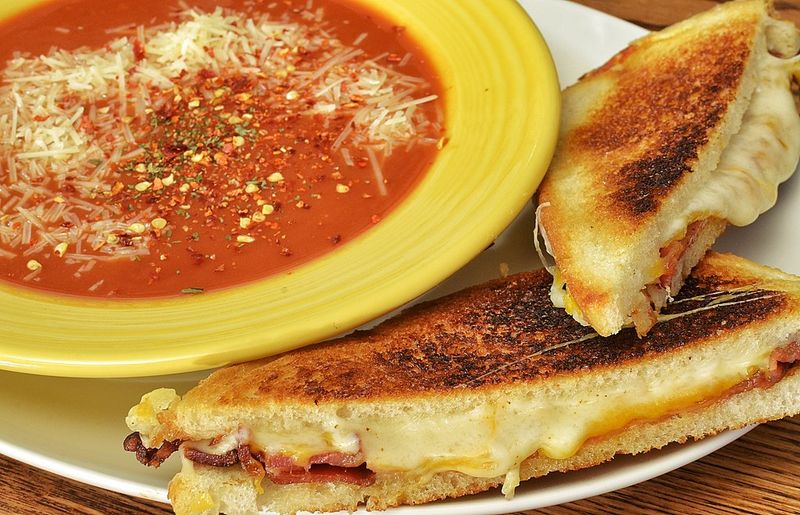 Classic Tomato Soup with Grilled Cheese