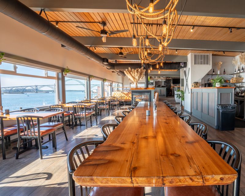 Clearwater Restaurant (Newport)
