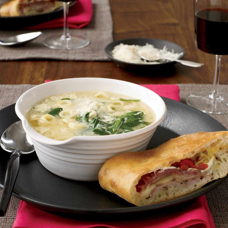 Comforting Spinach and Egg-Drop Pasta Soup