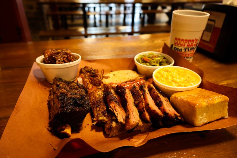 Cooper's Old Time Pit Bar-B-Que