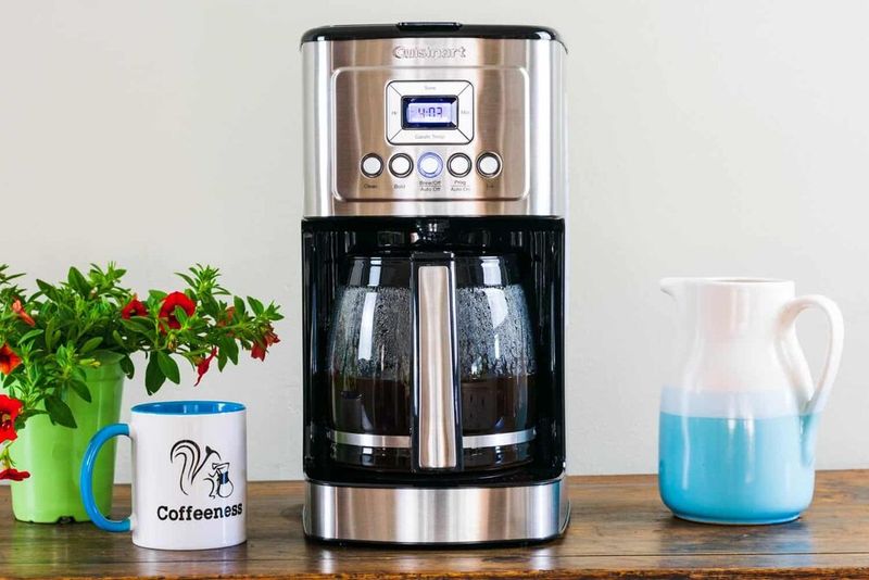Cuisinart 14-Cup Fully Automatic Coffee Maker (DCC-3200)
