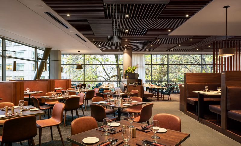 Daniel's Broiler: Waterfront Views and Prime Cuts