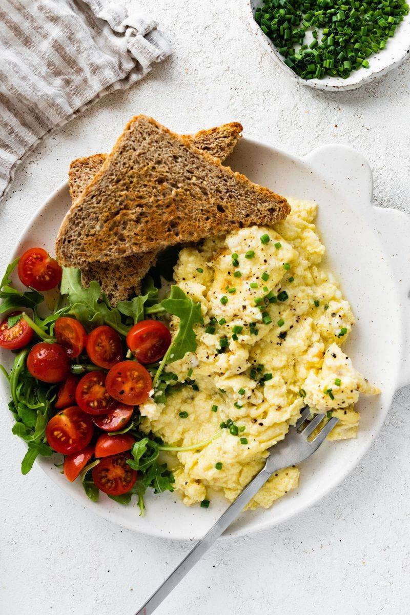 Egg & Veggie Scramble with Cottage Cheese