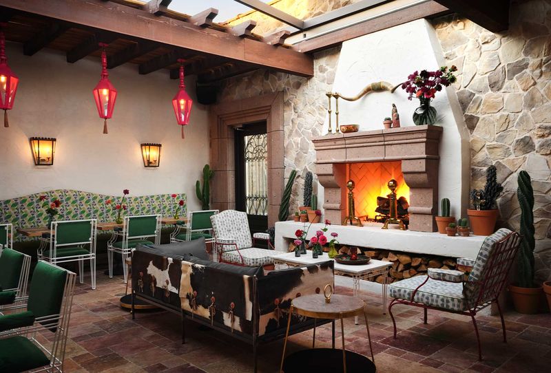 El Carlos Elegante: Mexican Cuisine Reimagined