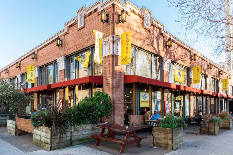Everett & Jones Barbeque