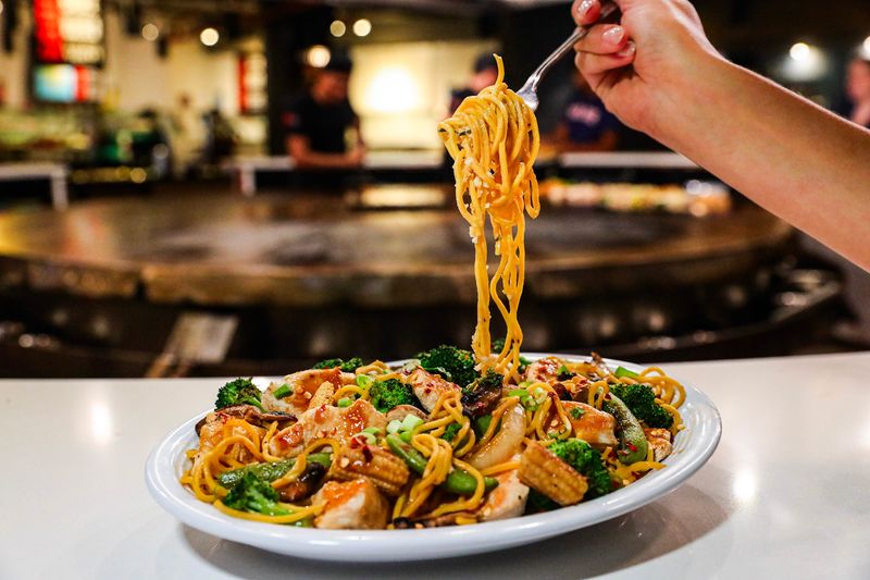 FiRE + iCE Interactive Grill & Bar: Customized Culinary Creations