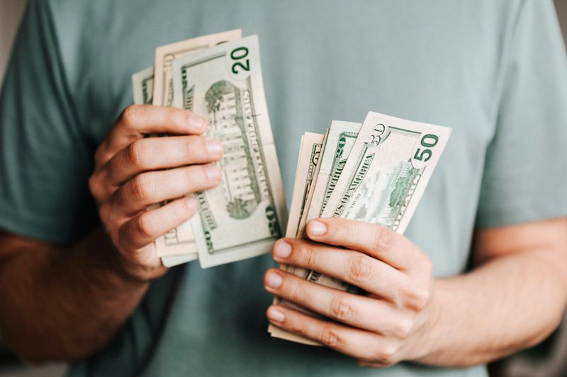 Financial Secrecy or Extremes