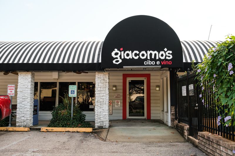 Giacomo's Cibo e Vino