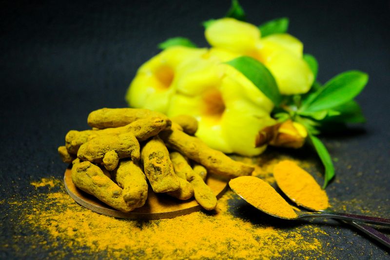 Golden Turmeric Turns Off Inflammation