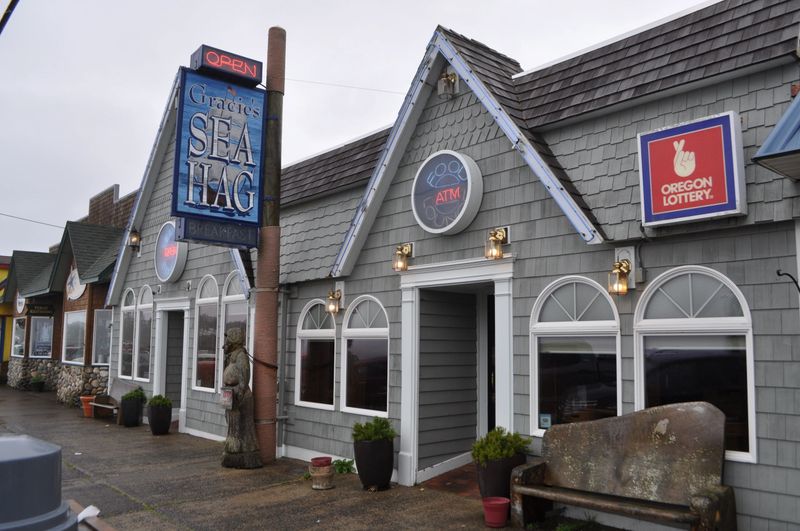 Gracie's Sea Hag – Depoe Bay, OR