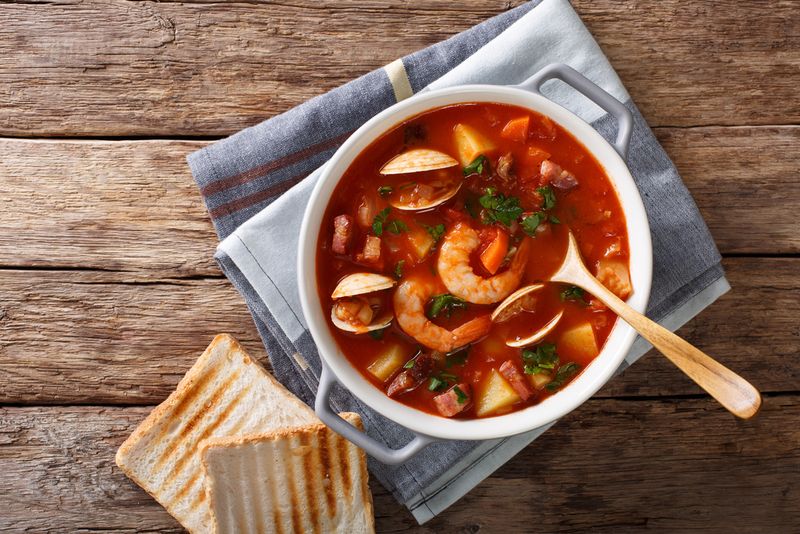 Hearty Manhattan Clam Chowder