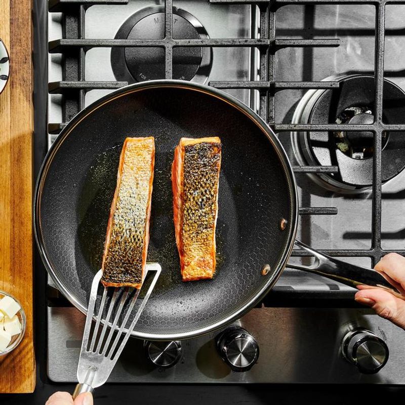 HexClad 10-Inch Hybrid Pan