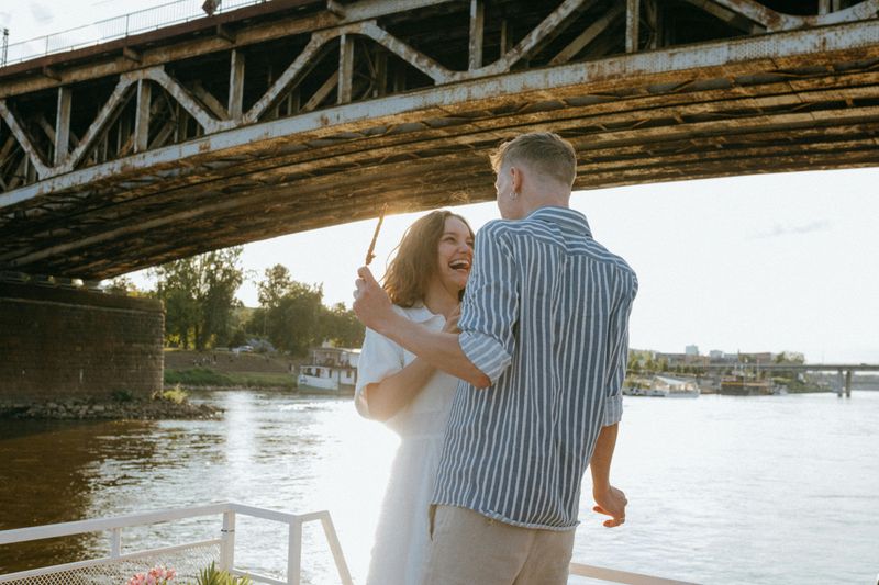 Keep Dating Each Other