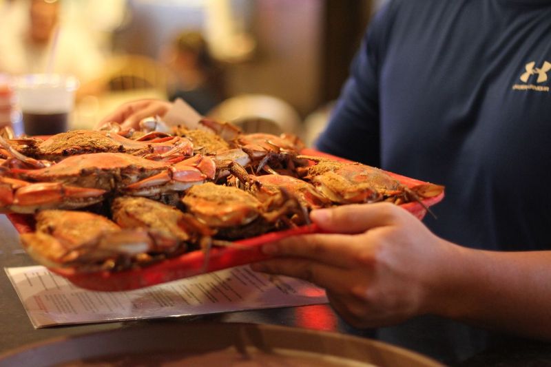LP Steamers: Locust Point's Rooftop Crab Paradise