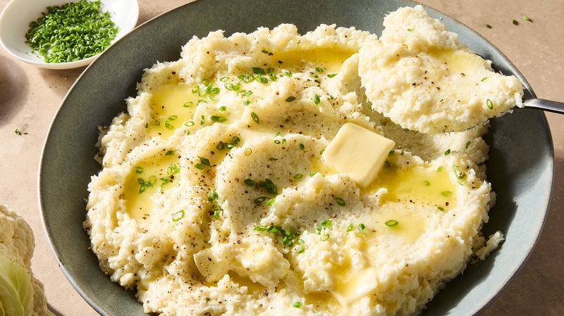 Lighten Up Mashed Potatoes with Cauliflower