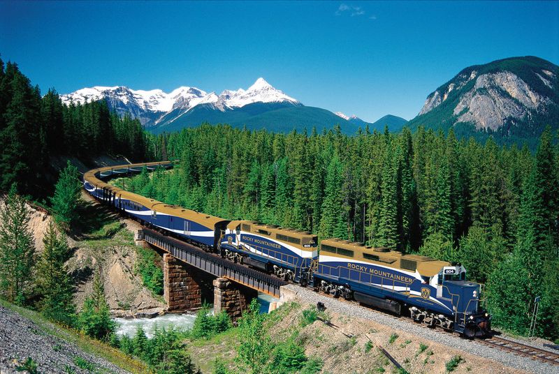 Luxurious Rail Journeys Through Breathtaking Landscapes