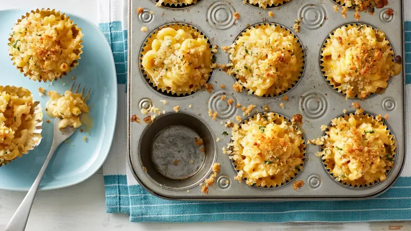 Mini Muffin Tin Mac and Cheese