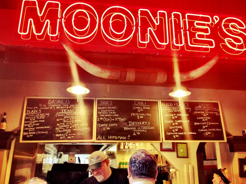 Moonie's Texas Barbecue