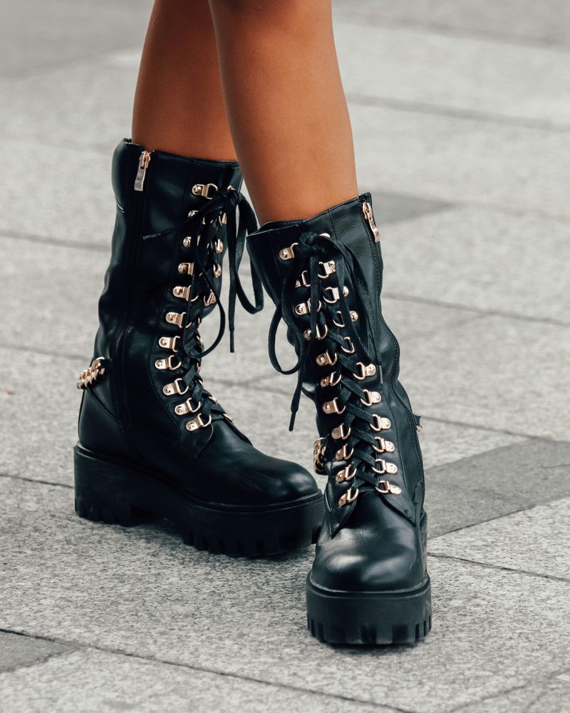 Moto Boots