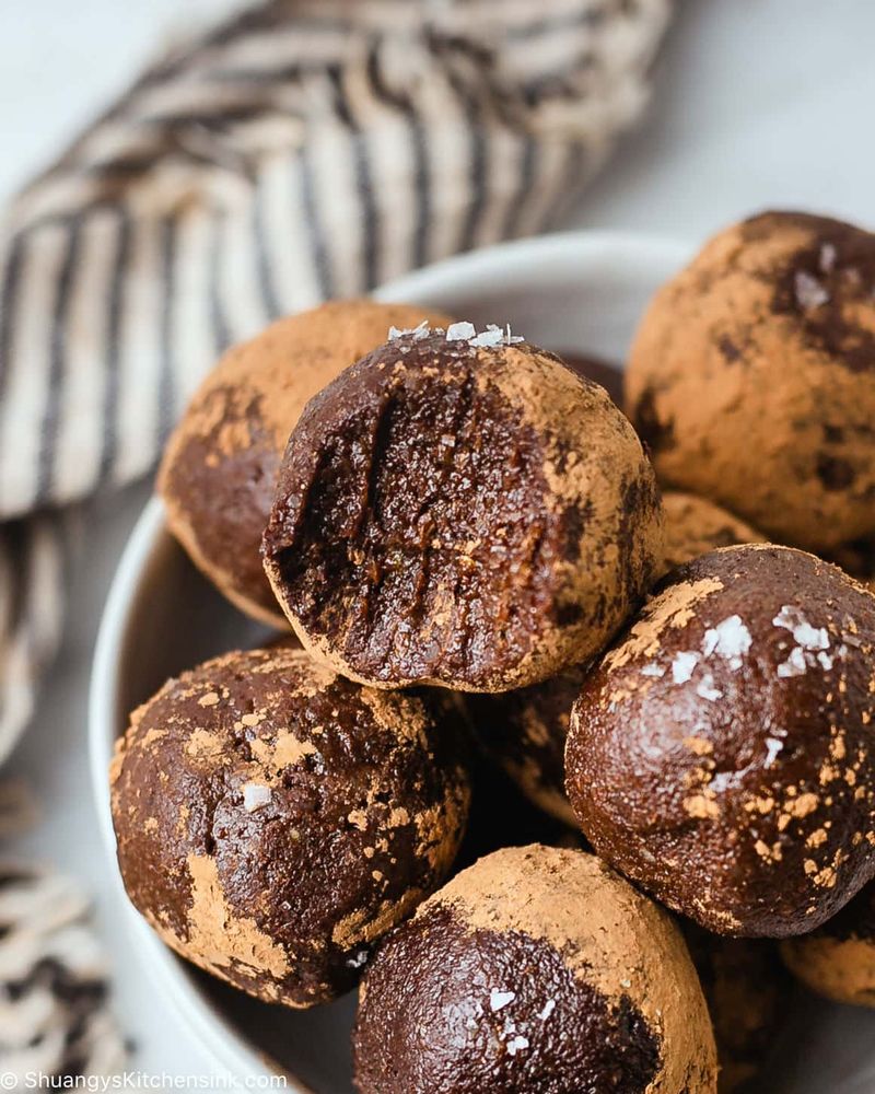 No-Bake Brownie Bites