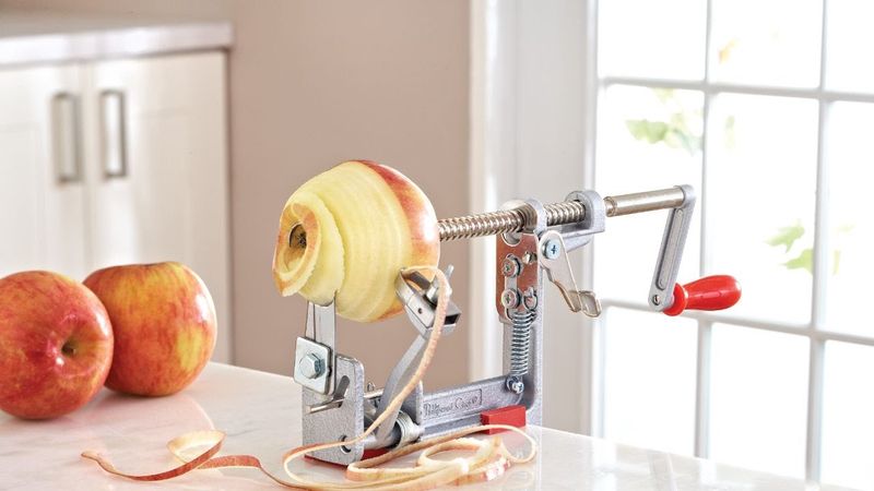Pampered Chef Apple Peeler–Corer–Slicer