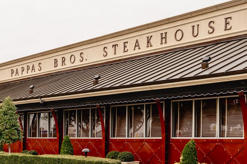 Pappas Bros. Steakhouse: Where Tradition Meets Excellence