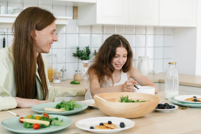 Phone-Free Meal Times
