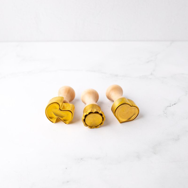 QB Cucina Open Round Brass Pasta Stamp