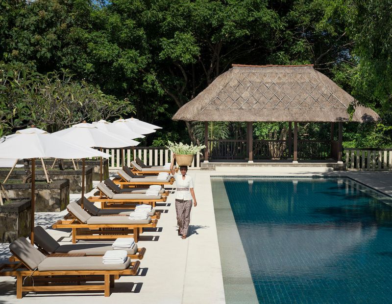 Rejuvenating Wellness Retreats in Natural Paradises