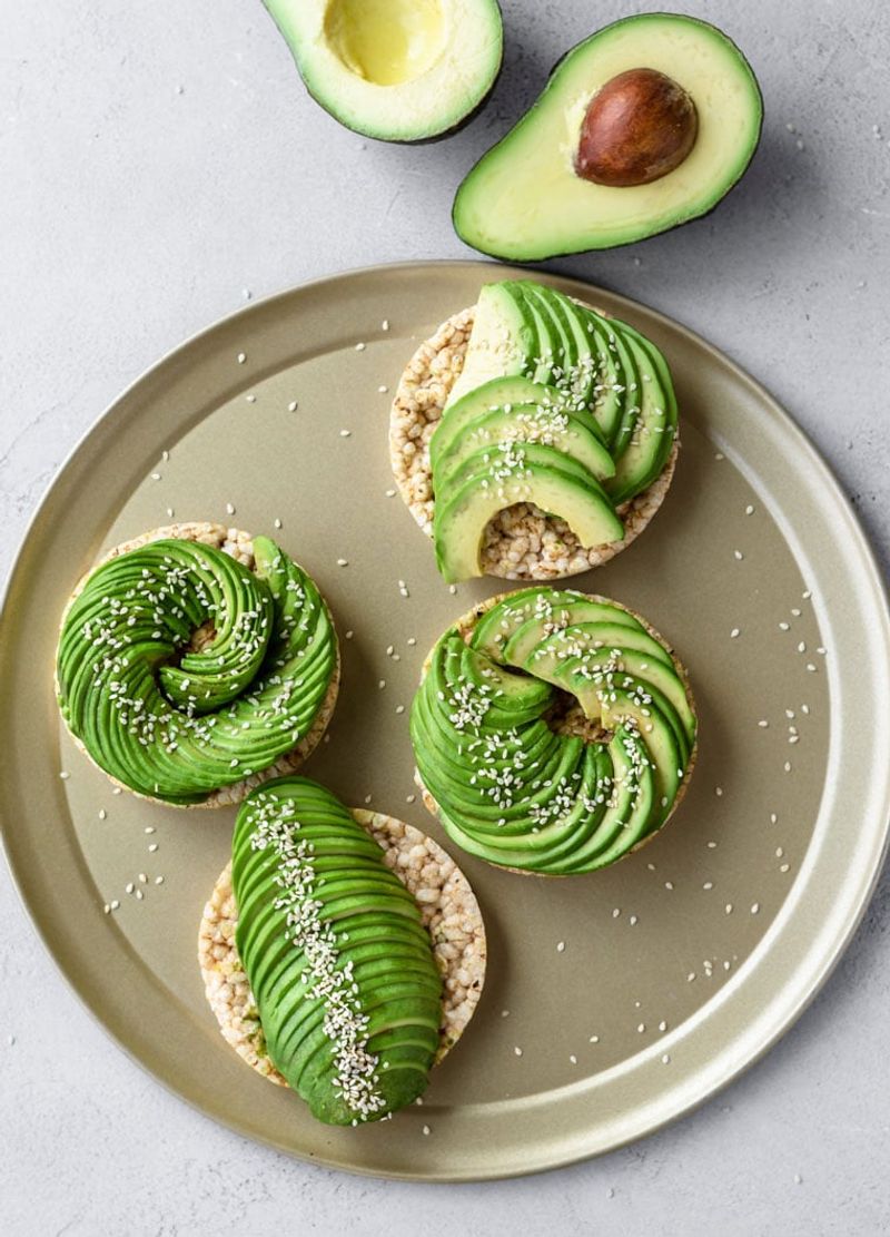 Rice Cakes with Avocado